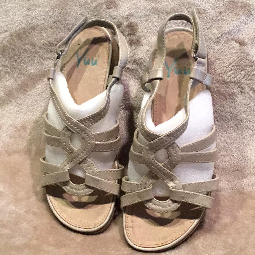Yuu Tan Sandals Womens’s